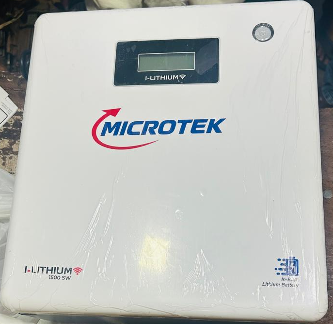 Microtek I Lithium 1500 SW 1100VA/925W Lithium Inverter with 1280Wh 12.8V Li-Ion Battery, More Than 12-Year Life for Home, Office & Shop